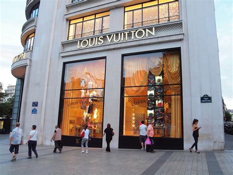 cheap louis vuitton in paris|louis vuitton paris shop.